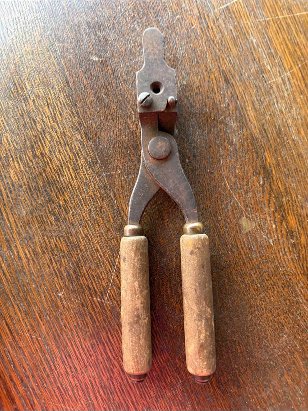 Vintage 1890-1910 Winchester Single Bullet Mold 8” iron, wooden handles & brass